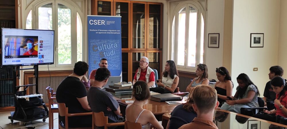 Cser incontra gli studenti presso la Biblioteca